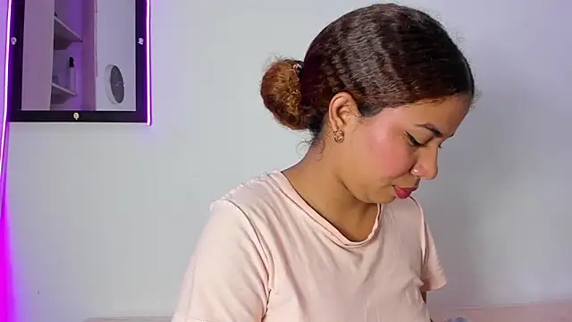MELINAMARTINS online show from 05.30.26