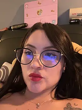 Snapshot of ValentinaOrtiz3 chatting on 06.06.26 ValentinaOrtiz3 online show from 06.06.26