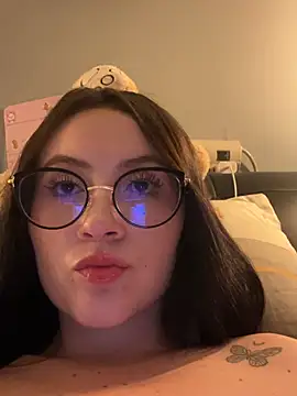 Snapshot of ValentinaOrtiz3 chatting on 06.23.26 ValentinaOrtiz3 online show from 06.23.26