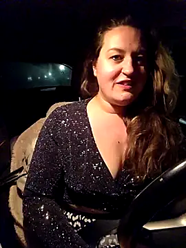 justtess online show from 12.15.25