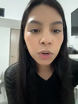 Valeedoll online show from 11.15.25