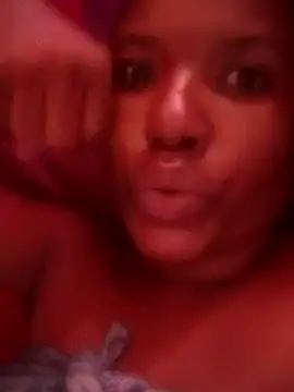 Snapshot of Coco_Nile chatting on 02.17.25 Coco Nile online show from 02.17.25