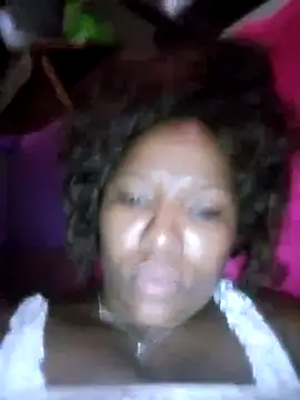 Snapshot of Coco_Nile chatting on 02.21.25 Coco Nile online show from 02.21.25
