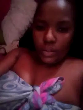 Snapshot of Coco_Nile chatting on 03.04.25 Coco Nile online show from 03.04.25