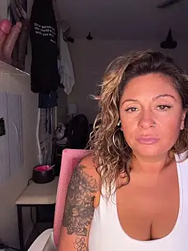 bossyroxy84 online show from 11.06.25