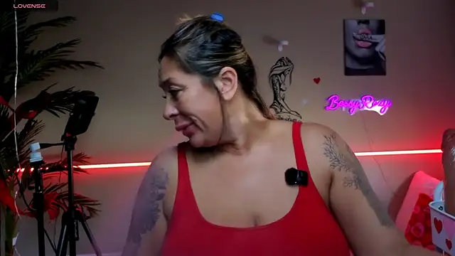 bossyroxy84 online show from 02.13.26