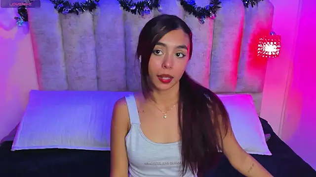 lanna brunette online show from 10.27.25