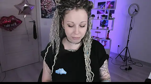 HoneySallyMoore online show from 10.01.25