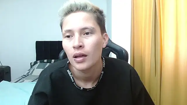 Snapshot of duo_peludoo chatting on 06.23.26 duo peludoo online show from 06.23.26