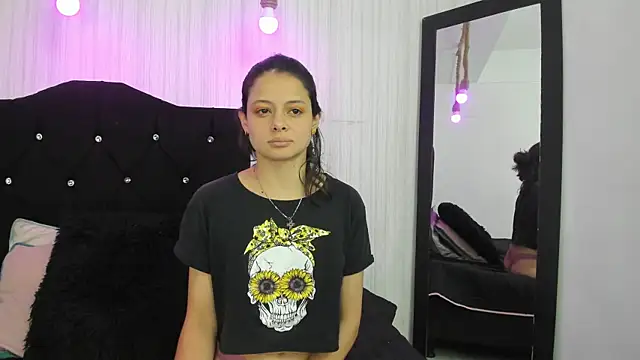 Snapshot of nicky_angel1 chatting on 02.27.25 nicky angel1 online show from 02.27.25