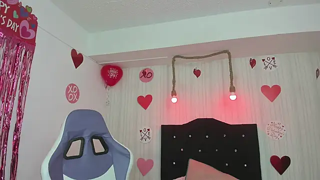 Snapshot of nicky_angel1 chatting on 02.13.26 nicky angel1 online show from 02.13.26