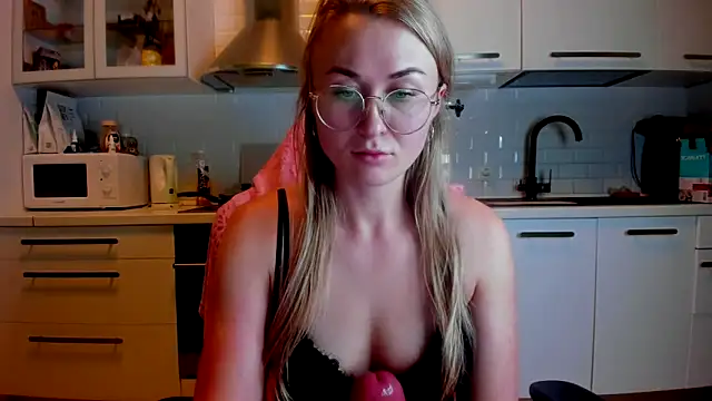 your Goddess Eva online show from 10.27.25