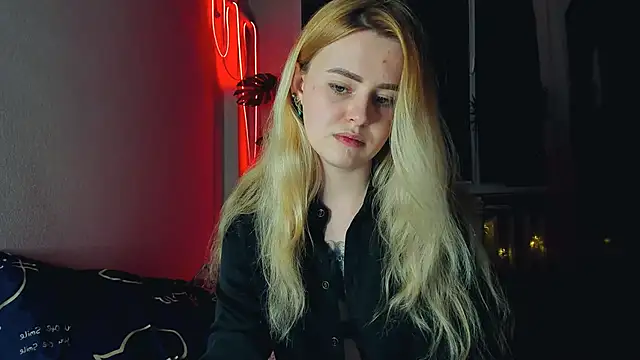 Alexa Pirs online show from 03.07.25