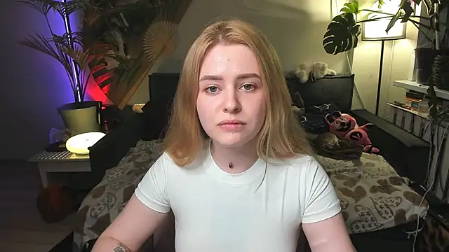 Alexa Pirs online show from 05.16.26