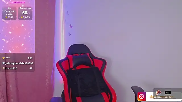 Daphnewalker   online show from 09.15.25