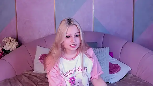 CLAIRE VOGT online show from 02.26.25