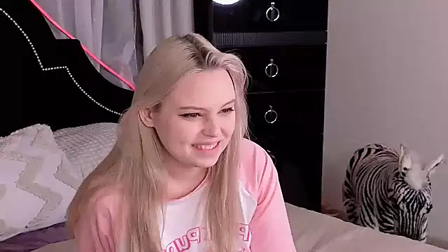 CLAIRE VOGT online show from 03.19.25