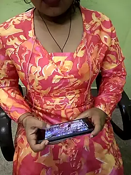 Snapshot of KEEP879_346 chatting on 11.28.25 KEEP879 346 online show from 11.28.25
