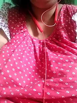 Snapshot of Lizza_boudi chatting on 02.27.25 Lizza boudi online show from 02.27.25