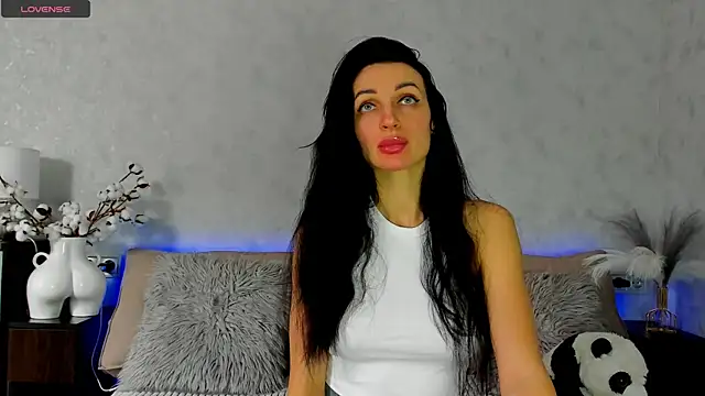 Tina Mart online show from 02.05.26