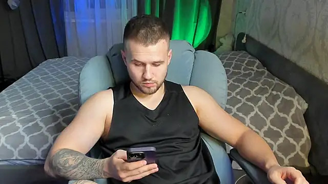 Vladik b online show from 02.26.25