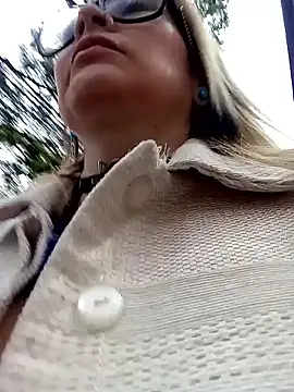 CandieGilson   online show from 10.17.25