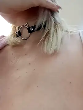 CandieGilson   online show from 12.03.25