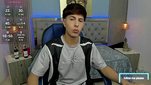 Estiv18  online show from 11.30.25