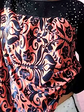 Snapshot of Queen_myra1 chatting on 02.15.25 Queen myra1 online show from 02.15.25