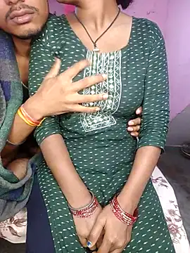 Snapshot of Queen_myra1 chatting on 03.06.25 Queen myra1 online show from 03.06.25