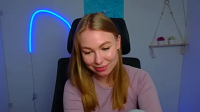 Snapshot of Dana_flowers chatting on 04.18.26 Dana flowers online show from 04.18.26