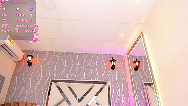 Snapshot of sabrina_hanks69 chatting on 02.16.25 sabrina hanks69 online show from 02.16.25