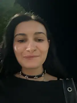 lunalovelee online show from 09.14.25