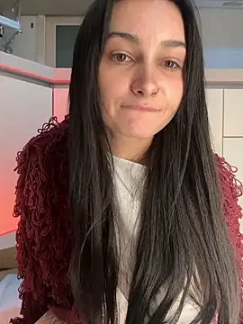 lunalovelee online show from 11.18.25