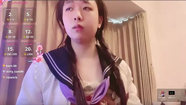 Snapshot of chenyunan chatting on 02.24.25 chenyunan online show from 02.24.25