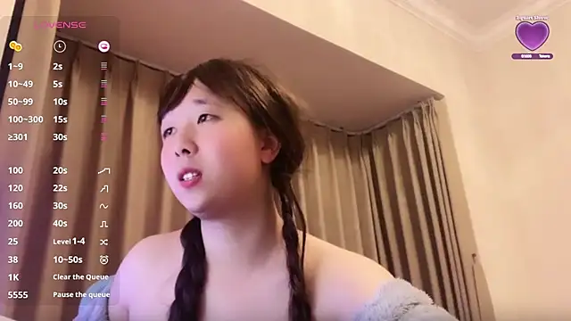 Snapshot of chenyunan chatting on 03.15.25 chenyunan online show from 03.15.25