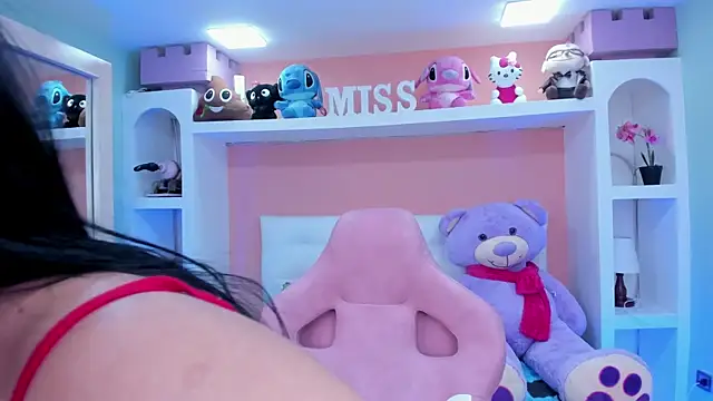 Snapshot of miss___megan chatting on 10.25.25 miss megan online show from 10.25.25