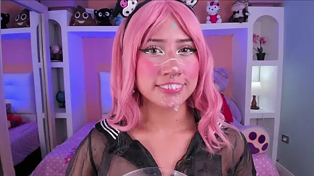 Snapshot of miss___megan chatting on 11.27.25 miss megan online show from 11.27.25