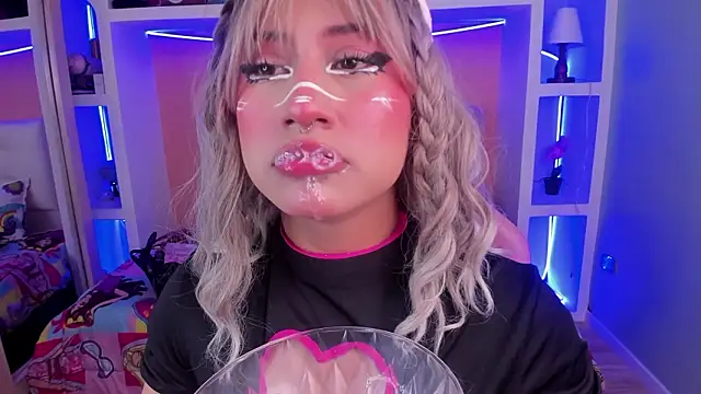 Snapshot of miss___megan chatting on 03.16.26 miss megan online show from 03.16.26