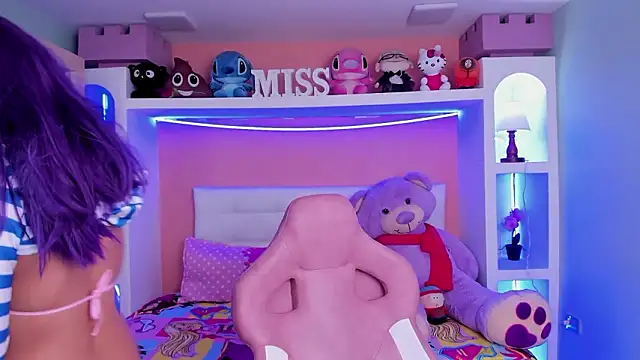 Snapshot of miss___megan chatting on 03.19.26 miss megan online show from 03.19.26