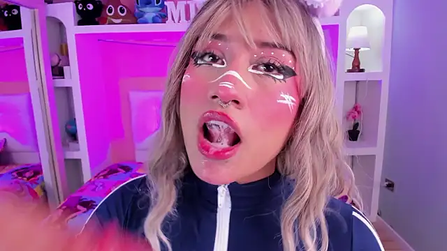 Snapshot of miss___megan chatting on 03.30.26 miss megan online show from 03.30.26