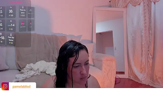Snapshot of PamelaBliss chatting on 05.20.26 PamelaBliss online show from 05.20.26