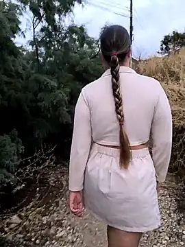 Snapshot of Mona_Plus chatting on 09.09.25 Mona Plus online show from 09.09.25