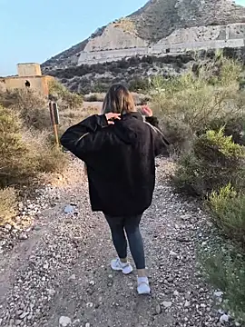 Snapshot of Mona_Plus chatting on 10.14.25 Mona Plus online show from 10.14.25