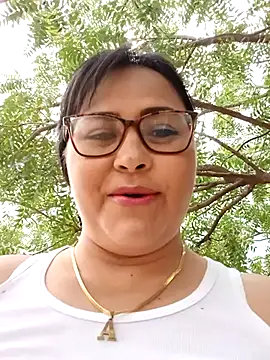 promiscuous-indecent-momm online show from 03.05.25