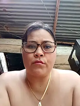 promiscuous-indecent-momm online show from 03.20.25