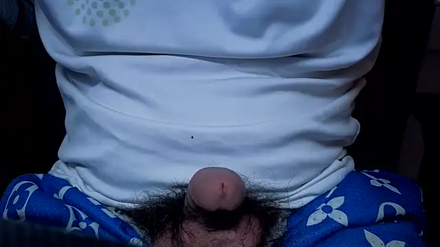 Snapshot of strongdude212 chatting on 11.02.25 strongdude212 online show from 11.02.25