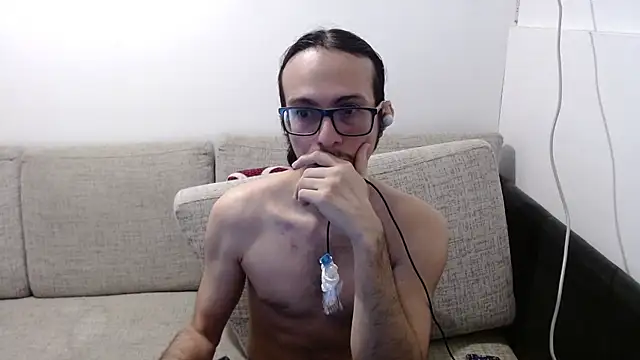 Snapshot of cholitohermoso chatting on 07.25.26 cholitohermoso online show from 07.25.26