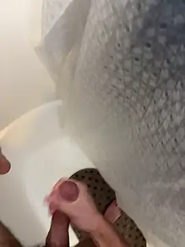 danyh2023 online show from 04.22.26