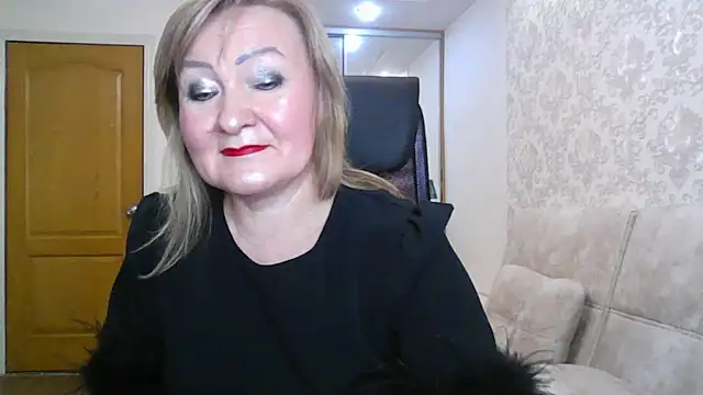 Victoria secrets  online show from 10.13.25